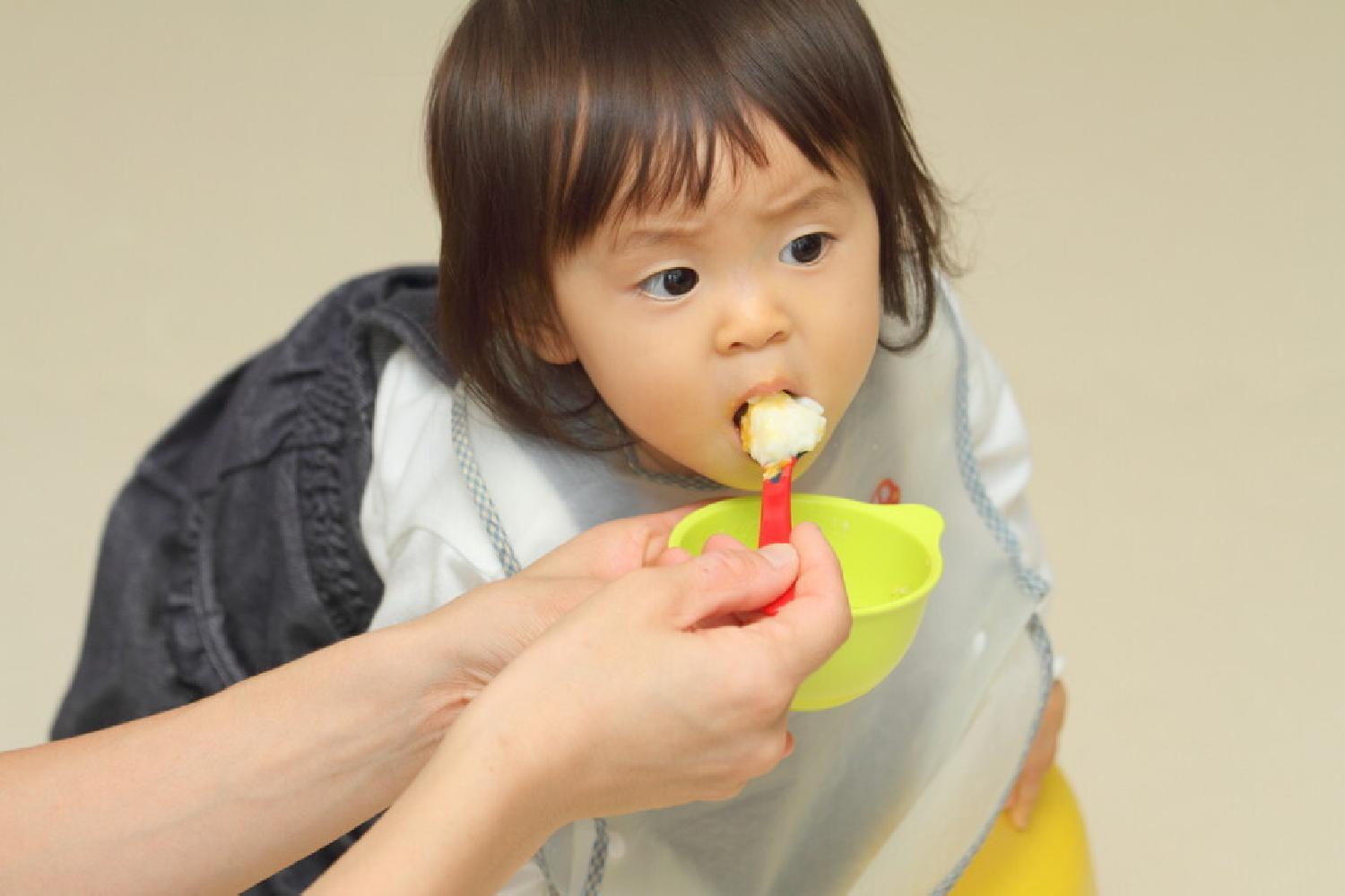 小孩子几个月长牙齿